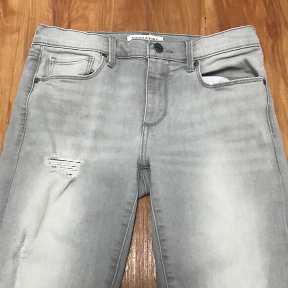 Banana Republic Light Gray Faded Distressed Jeans Size 28 - Picture 4 of 12